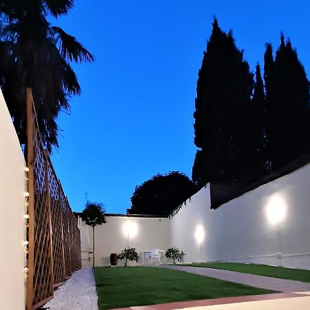 Movie Star Apartment With Garden Florencia Exterior foto