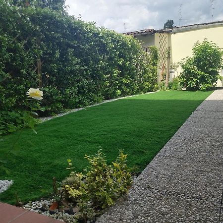 Movie Star Apartment With Garden Florencia Exterior foto