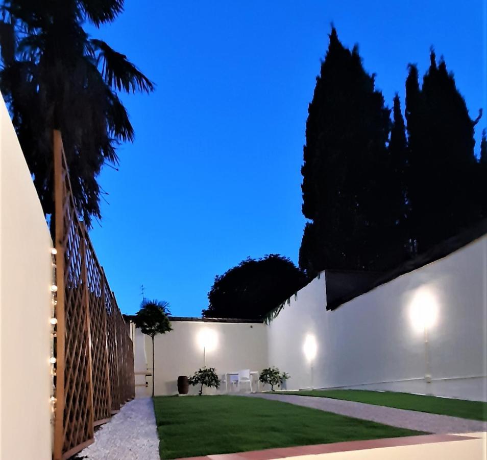 Movie Star Apartment With Garden Florencia Exterior foto