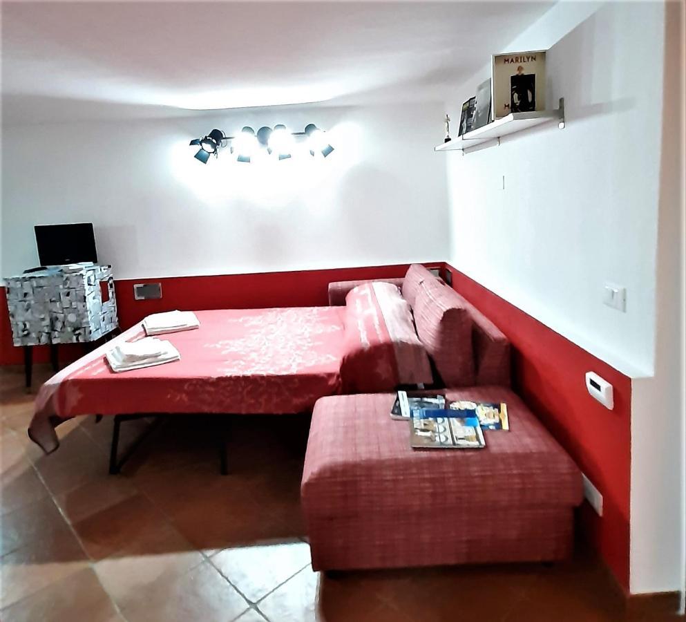 Movie Star Apartment With Garden Florencia Exterior foto