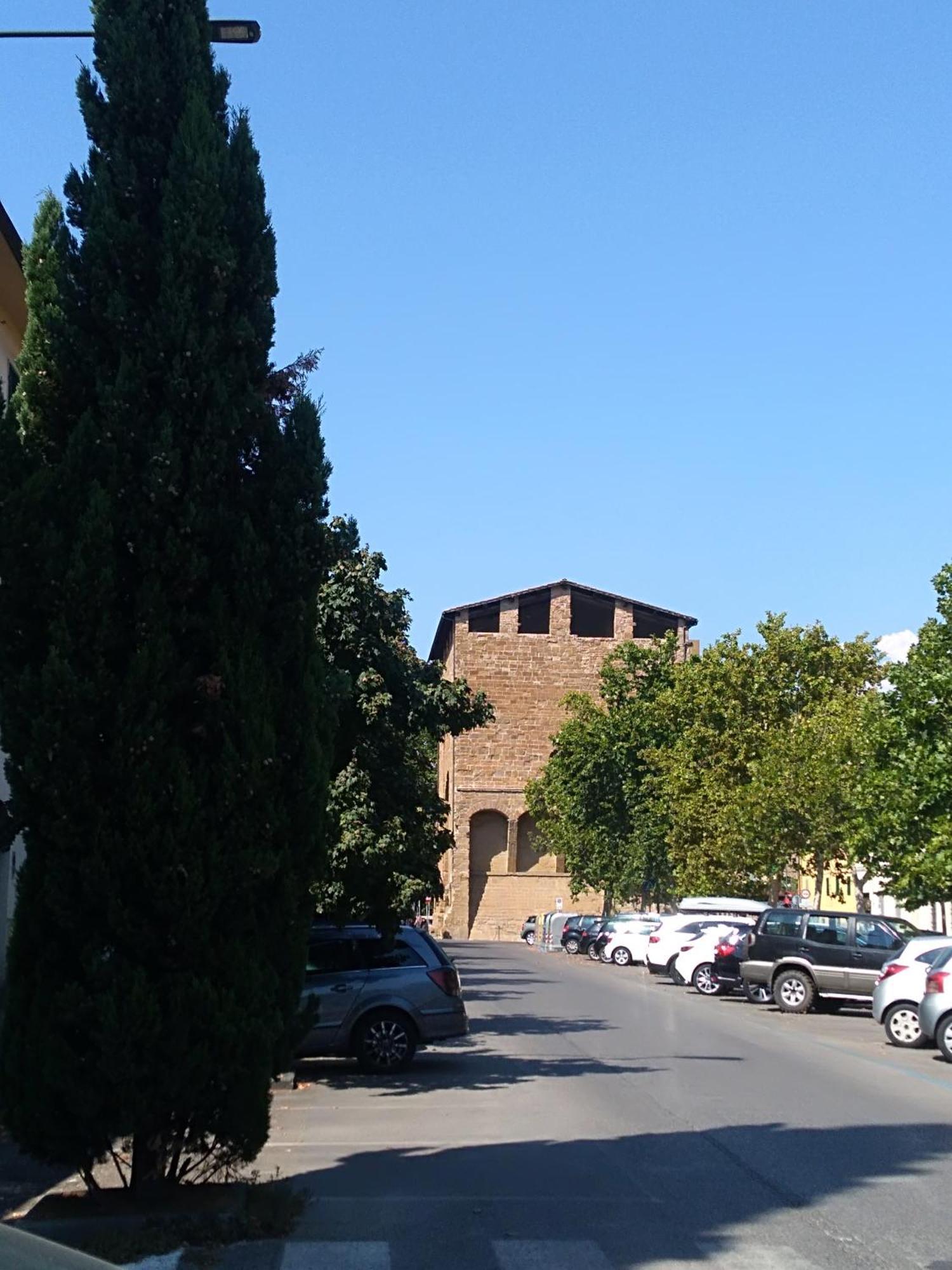 Movie Star Apartment With Garden Florencia Exterior foto